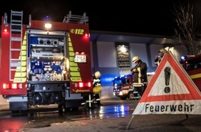 Freiwillige Feuerwehr Bedburg-Hau: FW-KLE: Kunstprojekt führt zum Einsatz der Feuerwehr