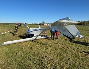 KFV Bodenseekreis: Ultraleichtflugzeug &uuml;berschl&auml;gt sich