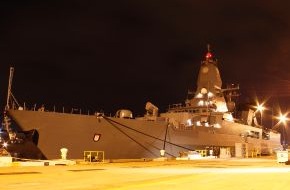 Presse- und Informationszentrum Marine: Fregatte "Hamburg" zurück im Heimathafen (BILD)