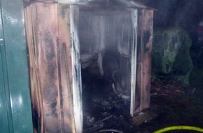 Polizei Minden-Lübbecke: POL-MI: Gartenhäuschen geht in Flammen auf - Hinweise auf Brandstiftung an Kleintransporter in der Nachbarschaft