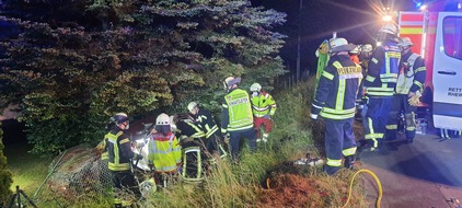 Freiwillige Feuerwehr Königswinter: FW Königswinter: Ein Verletzter nach Verkehrsunfall mit Rind