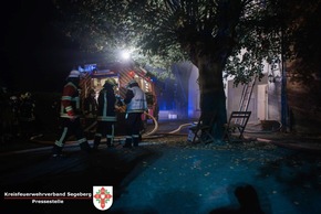 FW-SE: Feuer im Mehrfamilienhaus mit mehreren vermissten Personen