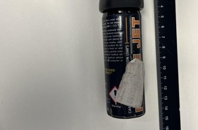 Bundespolizeidirektion Sankt Augustin: BPOL NRW: Pfefferspray und Cannabis im Handgepäck - Bundespolizei leitet Verfahren gegen 18-Jährige ein