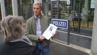 Polizei Bonn: POL-BN: Falsche Polizisten: Anrufe der Telefonbetrüger gehen weiter / Polizei warnt erneut