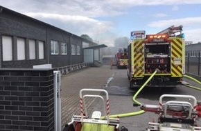 Feuerwehr Gelsenkirchen: FW-GE: Brand eines Gewerbeobjektes und Wohnungsbrand