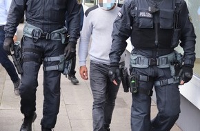 Bundespolizeidirektion München: Bundespolizeidirektion München: Internationaler Schlag gegen Schleuserbande - Grenzüberschreitende Festnahmen in Österreich und Deutschland