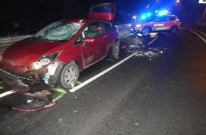 Polizeidirektion Neuwied/Rhein: POL-PDNR: 24-jähriger Mofa-Fahrer lebensgefährlich verletzt