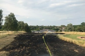 Feuerwehr Bottrop: FW-BOT: Flächenbrand auf 2500 m²