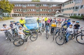 Polizei Gütersloh: POL-GT: Fahrradtag der 6. Klassen am Ratsgymnasium in Rheda-Wiedenbrück