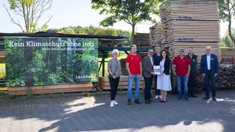 Deutsche Säge- und Holzindustrie Bundesverband e. V. (DeSH): Staatssekretär Daniel Köfer (HMLU) besucht Sägewerk Hartmann GmbH