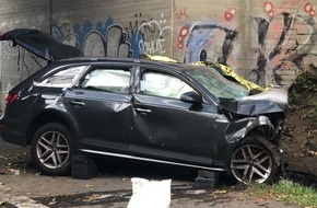 Feuerwehr Schermbeck: FW-Schermbeck: Verkehrsunfall auf der Weseler Straße