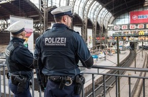 Bundespolizeiinspektion Hamburg: BPOL-HH: Sexuelle Belästigung am Hamburger Hauptbahnhof-
Tatverdächtiger nach Fahndung durch Bundespolizei gestellt-
