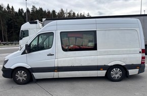Polizeiinspektion Delmenhorst / Oldenburg - Land / Wesermarsch: POL-DEL: Autobahnpolizei Ahlhorn: Erheblich &uuml;berladenen Kleintransporter auf der Autobahn 1 bei Gro&szlig;enkneten kontrolliert