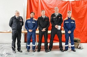 Freiwillige Feuerwehr der Stadt Lohmar: FW-Lohmar: Verleihung von Feuerwehrehrenzeichen in Silber und Gold im Löschzug Lohmar