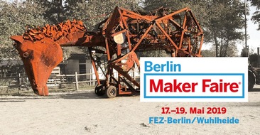 Make: Riesiges Rostpferd / "Mechanisch Paard" als Zugpferd der Maker Faire