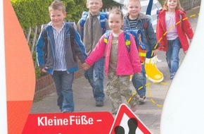 Polizeiinspektion Nienburg / Schaumburg: POL-NI: Kleine Füße - sicherer Schulweg Eltern und Autofaher aufgepasst ! -Bild im Download-