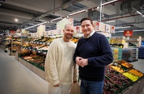 Lidl: Go-Live der neuen Staffel #LäuftBeiLidl / Influencer und DJ David Puentez besucht seine alte Heimat Bad Wimpfen und stellt Lidl als Arbeitgeber auf den Prüfstand