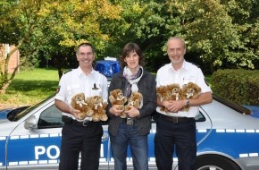 Polizeiinspektion Harburg: POL-WL: Zehn Jahre "Teddy für Kinder in Not" im Landkreis Harburg - Weltkindertag am 20.09.11