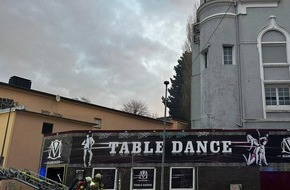 Feuerwehr Recklinghausen: FW-RE: Abschlussmeldung: Brand in ehem. Table-Dance-Bar - keine Verletzten - Feuerwehr im Gro&szlig;einsatz