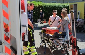Feuerwehr der Stadt Arnsberg: FW-AR: Sonniger Familientag beim Löschzug Neheim