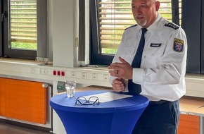 Polizeipräsidium Mittelhessen - Pressestelle Marburg-Biedenkopf: POL-MR: Marburg- Neuer "Chef" der Marburger Schutzpolizei / Oliver Brauer ist Leiter der Polizeistation Marburg