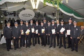 FW-KLE: &quot;Feuerwehr steht für Zusammenhalt, Kameradschaft und eine verlässliche Gemeinschaft.&quot; / Ein Abend mit vielen Gästen: Feuerwehrfest in Bedburg-Hau