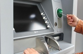 Polizeipräsidium Trier: POL-PPTR: Vorsicht am Geldautomaten