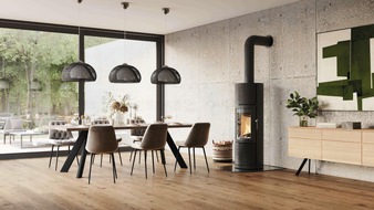 LEDA Werk GmbH & Co. KG: Ein Relief wie Baumrinde: Kaminofen mit naturinspirierter Oberfl&auml;che