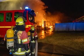 FW-RD: Ruhiger Jahreswechsel f&uuml;r die Feuerwehren im Kreis Rendsburg-Eckernf&ouml;rde - Zwei Gro&szlig;br&auml;nde in der Silvesternacht