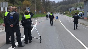 Kreispolizeibehörde Oberbergischer Kreis: POL-GM: 87-jährige Fußgängerin bei Unfall lebensgefährlich verletzt