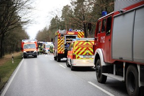 FW-SE: Tödlicher Verkehrsunfall mit Massenanfall von Verletzten auf der B 206