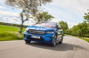 Skoda Auto Deutschland GmbH: ŠKODA ENYAQ iV-Familie mit noch mehr Reichweite und Komfort dank neuer Software