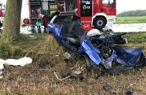 Freiwillige Feuerwehr der Stadt Goch: FF Goch: Zwei Menschen sterben bei schwerem Verkehrsunfall