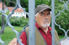 ZDF: Mario Adorf in ZDF-Fernsehfilm "Krokodil" /  Tragikomödie über das letzte Aufflammen von Liebe (BILD)