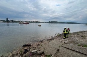 Feuerwehr und Rettungsdienst Bonn: FW-BN: PKW ins Wasser gefahren und im Rheinstrom abgetrieben - umfangreicher Einsatz von Feuerwehr und Rettungsdienst aus Bonn und dem Rhein-Sieg-Kreis