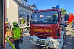 Polizei Mettmann: POL-ME: Brand einer Gartenlaube griff auf ein Wohnhaus über - Heiligenhaus - 2208048