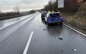 Polizeidirektion Landau: POL-PDLD: Verkehrsunfall mit hohem Sachschaden und leicht verletzter Person