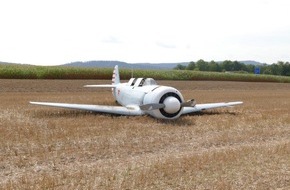 Polizeipräsidium Konstanz: POL-KN: (Sulz am Neckar, Bergfelden) Außerplanmäßige Landung eines einmotorigen Flugzeugs