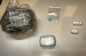 Hauptzollamt Regensburg: HZA-R: Haftbefehl nach Drogenschmuggel - Zoll aus Furth im Wald stoppt Reisebus auf der A3