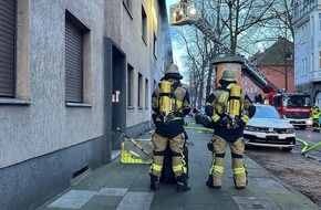 Feuerwehr Essen: FW-E: Wohnungsbrand mit starker Rauchentwicklung - eine verletzte Person aus Brandwohnung gerettet