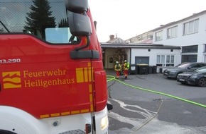 Feuerwehr Heiligenhaus: FW-Heiligenhaus: Verpuffung in einem Gewerbebetrieb (Meldung 30/2021)