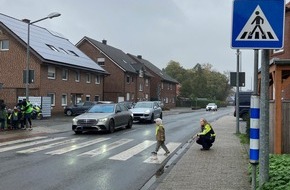 Polizei Coesfeld: POL-COE: Dülmen-Merfeld/Mehr Sicherheit im Straßenverkehr für Kinder - Polizei übt im Rahmen der Verkehrserziehung das sichere Überqueren von Füßgängerüberwegen