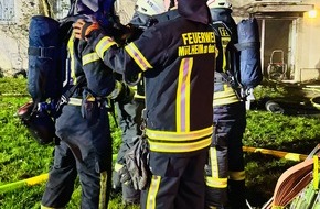 Feuerwehr Mülheim an der Ruhr: FW-MH: Kellerbrand in einen Mehrfamilienhaus-Rauchmelder retten Leben