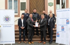 Polizeipräsidium Südhessen: POL-DA: Babenhausen: Polizeivizepräsident Rudi Heimann begrüßt Babenhausen bei KOMPASS