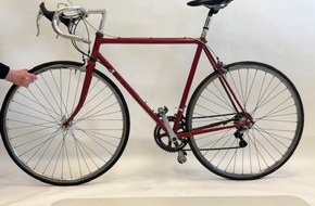 Polizei Braunschweig: POL-BS: Eigentümer gesucht - Mutmaßlicher Fahrraddiebstahl