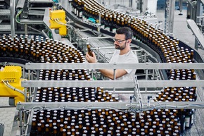 Brauwirtschaft verliert - Veltins legt leicht zu / Mit attraktiven Marken und solider Performance st&auml;rkt sich Veltins in der Biermarktkrise