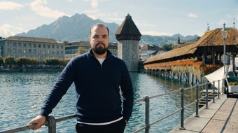 Soko Labs GmbH: KI Telefonie aus Luzern: Wie Florian Sopa mit SOVOICE Warteschleifen und Besetztzeichen in Unternehmen beendet