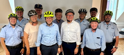 Polizei Paderborn: POL-PB: Polizeibeirat informiert sich aus erster Hand