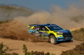 Skoda Auto Deutschland GmbH: Rallye Italien Sardinien: überraschender WRC2-Heimsieg für italienische Škoda Fabia RS Rally2-Crew