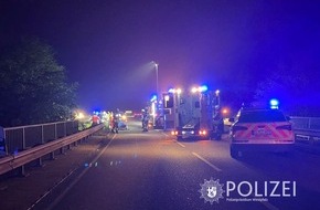 Polizeipräsidium Westpfalz: POL-PPWP: Motorradfahrer schwer verletzt - Zeugen gesucht!